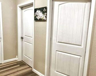 Hotel Pinehurst- Laurel Suite 209 - Laurel - Flur