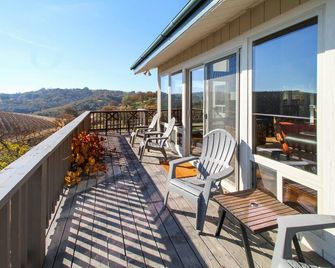 Peachy Canyon Place - Paso Robles - Balcony