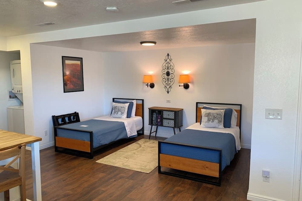 Bryce Vistas Vacation Apartment - Claron Suite - تروبيك - غرفة نوم