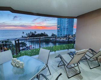 Beachfront Condo | Pools, Gym, Hot Tub - Puerto Vallarta - Balcony