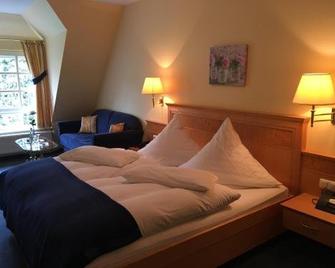 Hotel Springiersbacher-Hof - 크로프 - 침실
