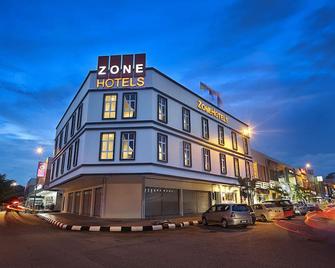 Zone Hotels, Telok Panglima Garang - Kuala Langat - Edificio