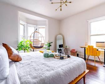 Prime Location Top Rated Clean Parking Free! - Chillicothe - Schlafzimmer