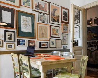 Amphiteater Art Apartman - Pula - Dining room