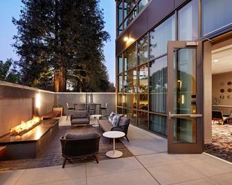AC Hotel by Marriott San Jose Santa Clara - Santa Clara - Terasa