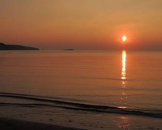 Sunset Bed and Breakfast - Haverfordwest - Beach