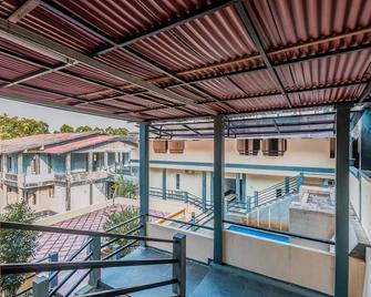 Dancenter Gunung Geulis Villagee - Sukaraja - Balkon