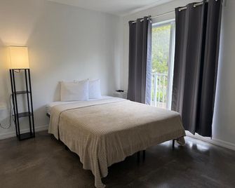 Triangle Suites Llc - Hialeah Gardens - Bygning