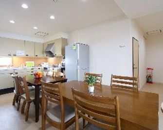 Air Hostel Lcc - Chitose - Comedor