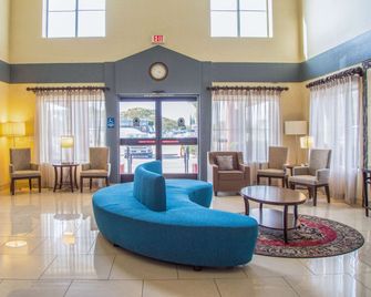 Quality Inn Merced Gateway to Yosemite - Merced - Lobby