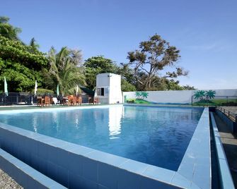 A peaceful sanctuary located along the coastline of Lingayen Gulf - San Fabian - Pool