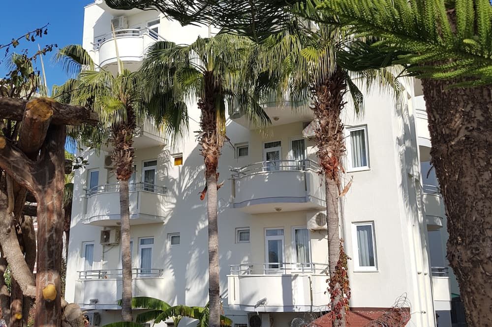 Belle Ocean Apart Otel - אלניה - בניין