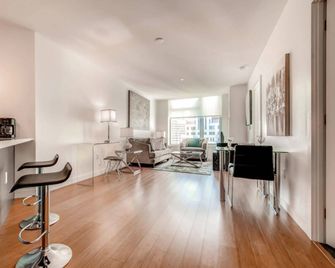 Global Luxury Suites at The Financial District - בוסטון - סלון