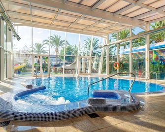 ميناء دينيا - دينايا - حوض السباحة