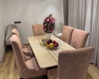 Luxuryhouse-3br-Free Car & Driver-Balcony-Wifi - Hyderabad