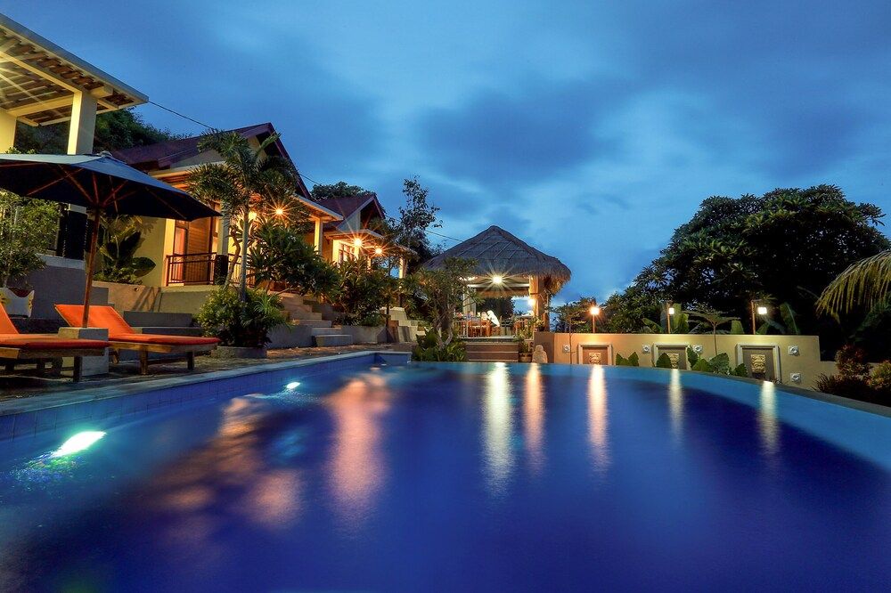 Nipah Pool Villas & Restaurant - Senggigi - Piscina