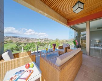 Belvilla By OYO Piedra Amarilla 8 Pax - San Bartolomé de Tirajana - Balcony