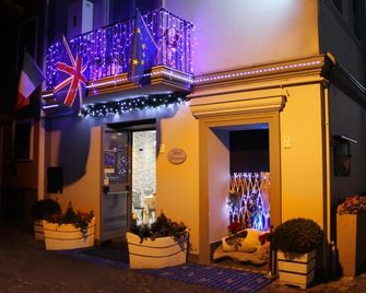 Hotel Darsena - Pozzuoli - Building