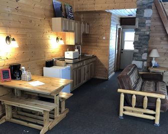 Lindisfarne Retreat Center - Brook Park - Property amenity