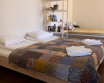 2ndhomes Cozy & Spacious 1BR Apartment - הלסינקי - חדר שינה