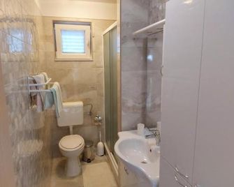 Modrika Apartments - Zlarin