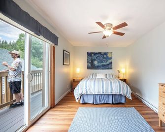 Downtown New Renovated Walking Distance To Everything Family Friendly - Revelstoke - Bedroom