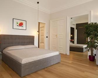 Luxury Flat Riberi sotto la Mole - Turín - Habitación