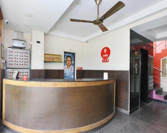 Collection O 6637 Udayees Hotel Bvn Grand - Tirupati - Front desk