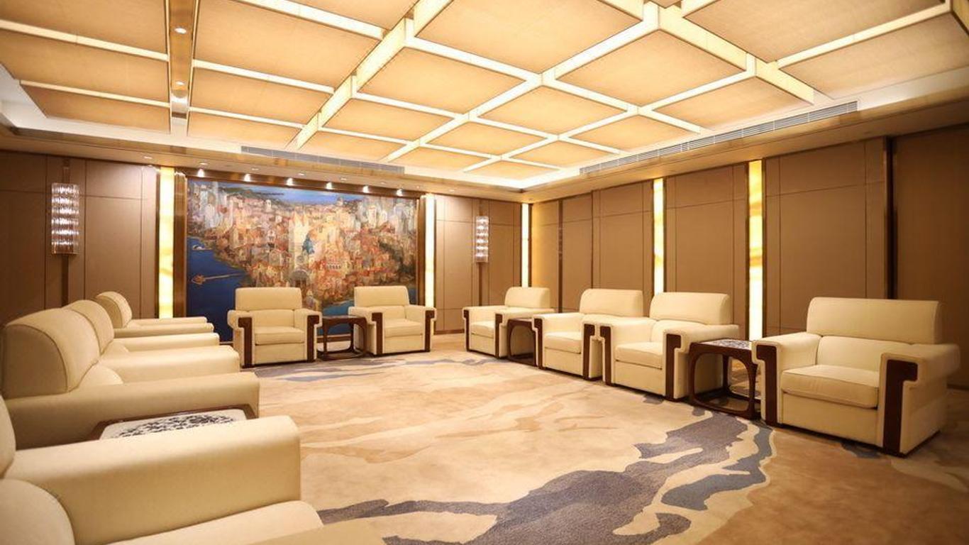 Guoxin Haitian Theatre Hotel