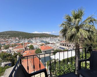 Villa Veria - Cesme - Balcony