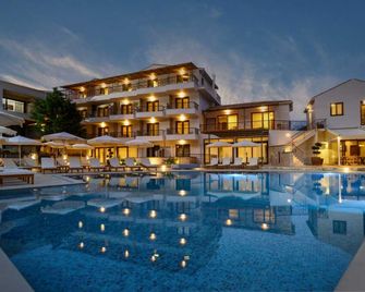 Elisso Hotel - Vasiliki - Pool