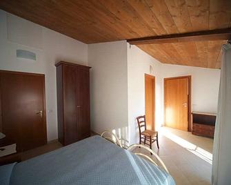 Al Vecchio Convento Mare e Monti - Ortonovo - Slaapkamer