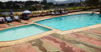 Hotel des Deputes - Yaoundé - Pool