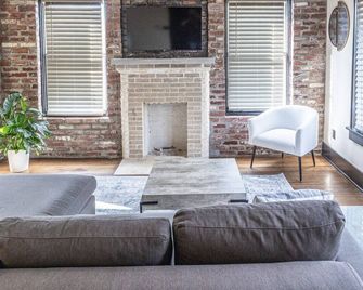 The Tulsa Edge | Modern Design, Downtown Proximity - Tulsa - Sala