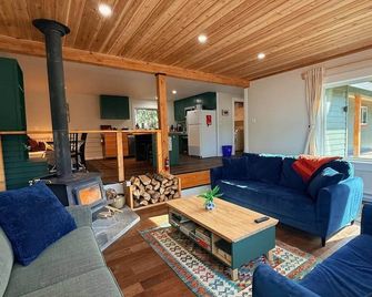 The Bothy at Telkwa River Lodge - Telkwa