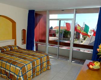 Del Real Hotel & Suites - Mazatlán - Bedroom