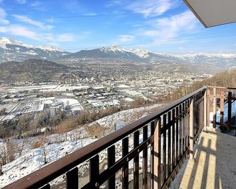 The Rock House - Sion - Balcony