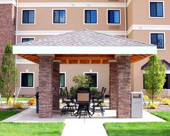 Great for Business Travelers! Free Breakfast + Business Center | 1 Bedroom Suite Near Syracuse - Liverpool - Patio