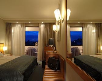 Athenian Callirhoe Hotel - Athen - Schlafzimmer