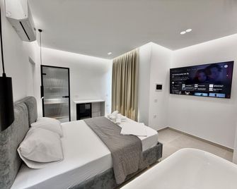 Hotel Aura - Sarandë