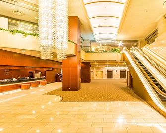 Ana Crowne Plaza Kochi by IHG - Kochi - Lobby