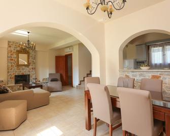 Skiathos Island Villas - Скіатос - Їдальня