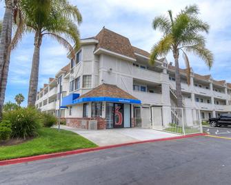 Motel 6 San Diego Chula Vista - Chula Vista - Building