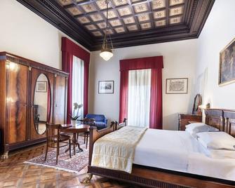 Hotel Palace - Bologna - Bedroom
