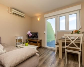 Pansion Belvedere - Mali Lošinj