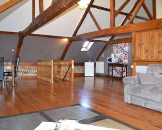 Le Domaine des Cigognes - Ennevelin - Sala de estar