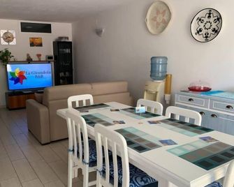 La Girandola - Iglesias - Comedor