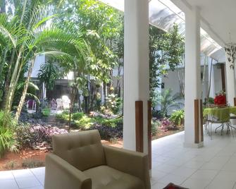 Hotel Palmas del Sol - אסאנסיון - לובי