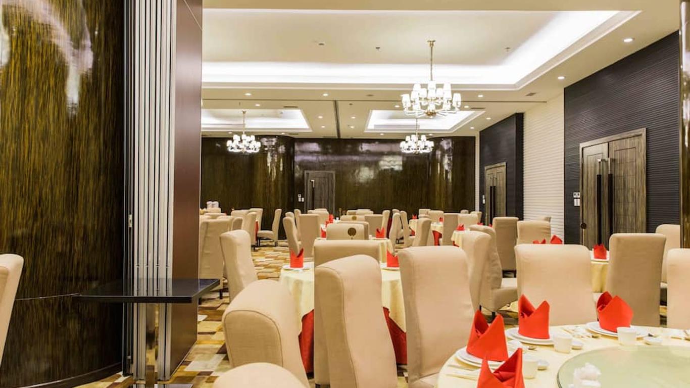 Swiss-Belhotel Blulane