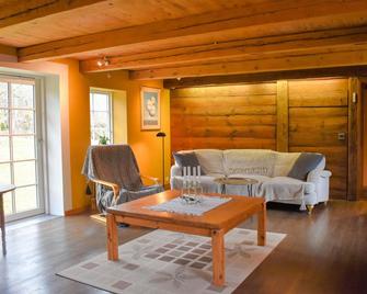 Lovely Home In Vinslöv With Sauna - Hassleholm